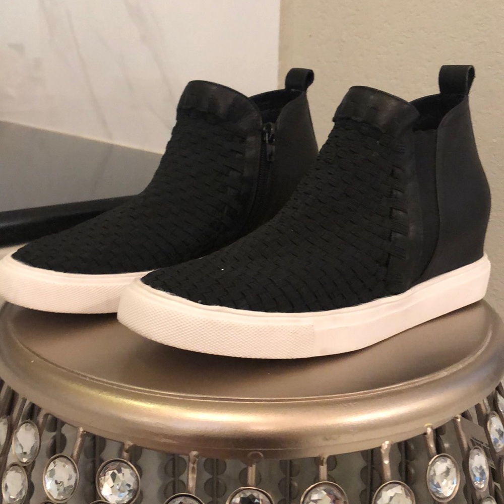 Steven Wedgies high top sneaker 7.5 black